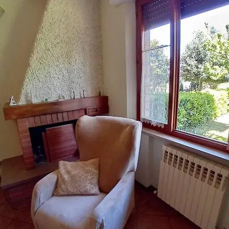 شقة Casa Iris - Garden & Views مونتالشينو