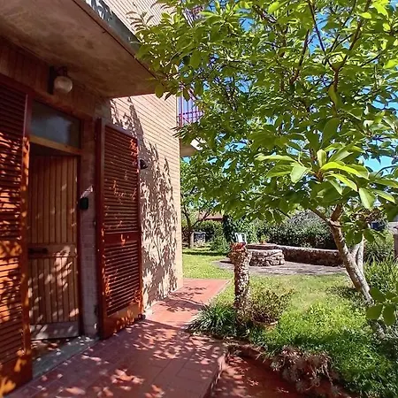 Appartamento Casa Iris - Garden & Views